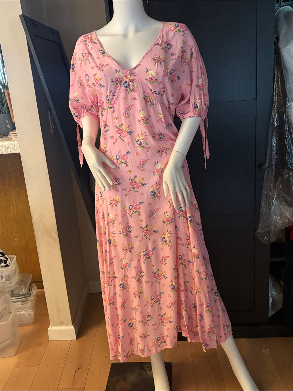 Faithfull the Brand Pink Floral V-Neck Midi with tie sleeves